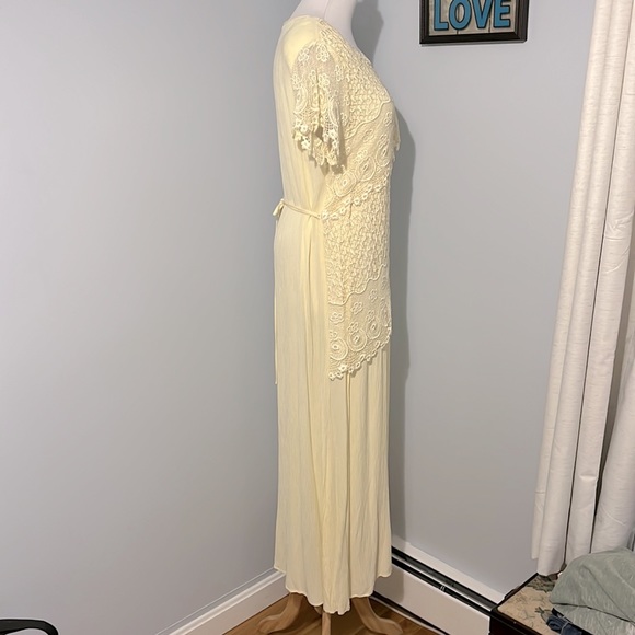 Vintage Magnet Art by Lynn Yang Yellow Embroidered Lace Maxi Dress Size Small - Picture 7 of 15